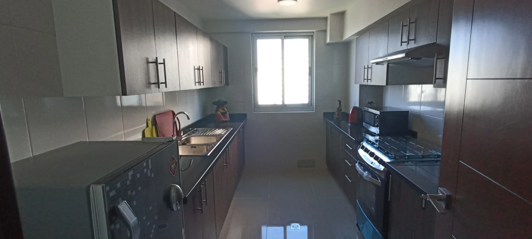Cocina independiente completamente equipada